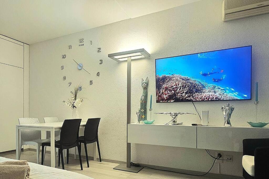 Idyllische Ferienwohnung In Bissone Kültér fotó